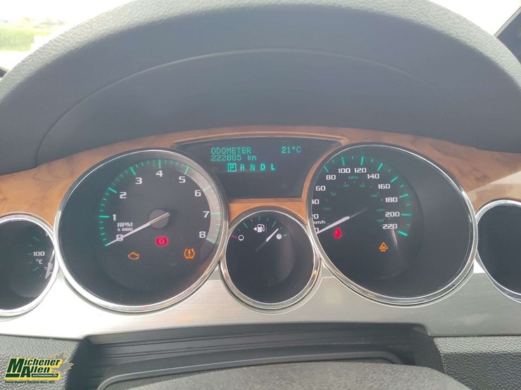 2009-buick-enclave-image-8