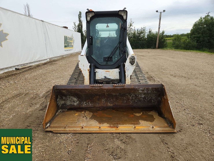 2014-bobcat-t750-image-5