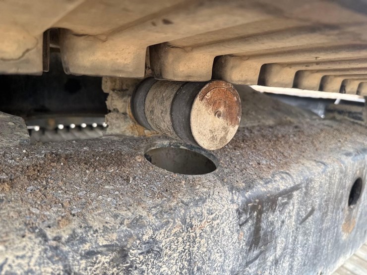 2015-caterpillar-305e2-cr-image-15