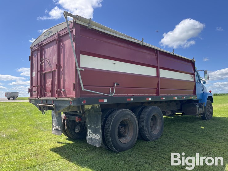 1987-international-2375-s-series-t/a-grain-truck-image-5
