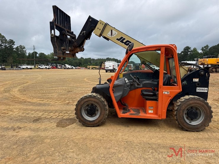 2018-jlg-g5-18a-image-5