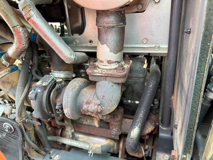 2015-kubota-m110gx-image-50