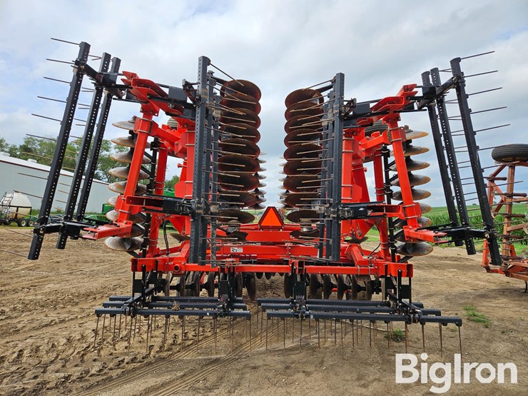 2012-kuhn-krause-8200-flex-wing-tandem-disk-harrow-image-6