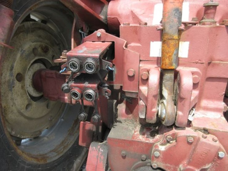 1977-agco-allis-7060-image-7