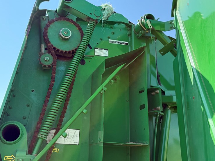 john-deere-468-image-22