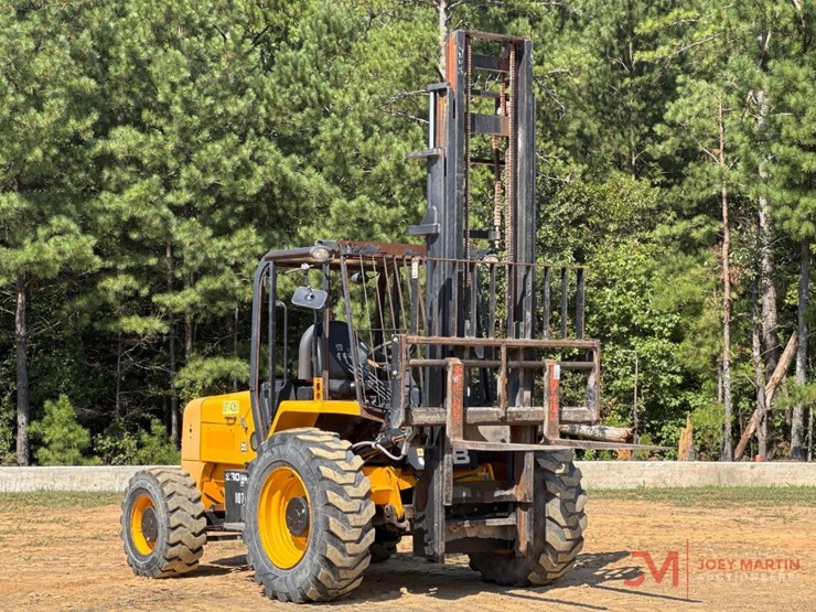 jcb-930-image-1