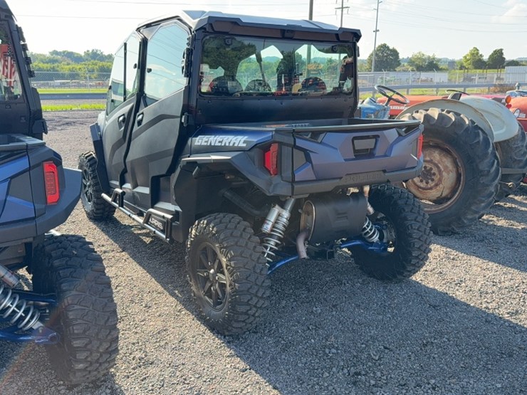 2020-general-polaris-image-10
