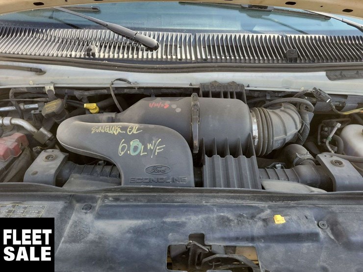 2011-ford-e450-image-14
