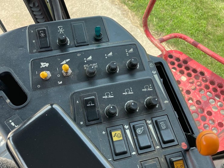 2002-case-ih-2366-image-85
