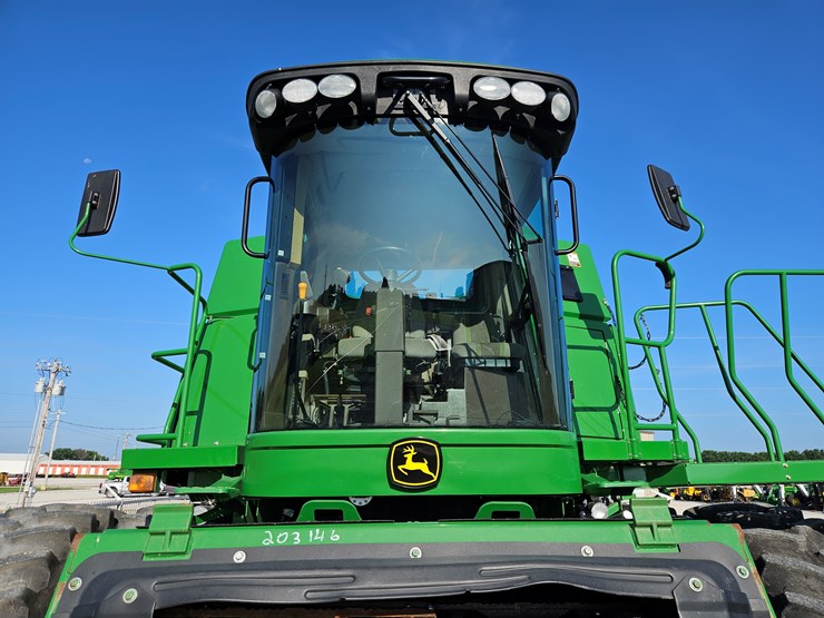 2009-john-deere-9770-sts-image-4