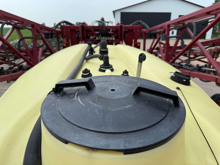 hadri-commander-4400-pull-type-sprayer,-132’-booms,-auto-height-control,-steerable-axle,-john-deere-image-32
