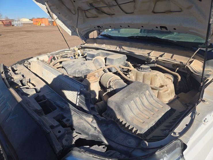 2011-ford-f350-image-19