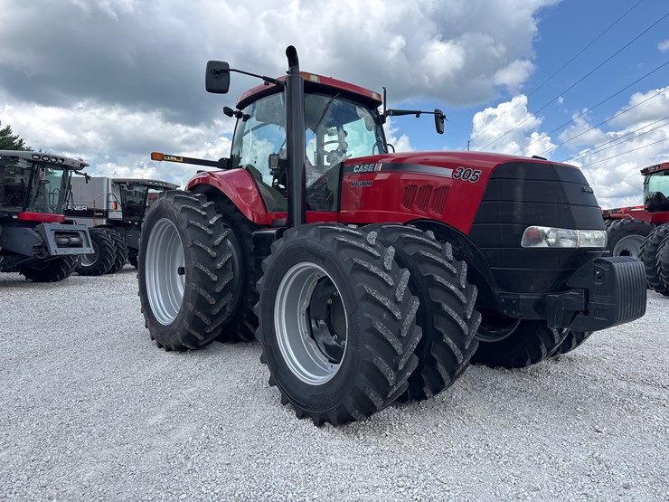 #1066-•-case-ih-305-magnum-image-8