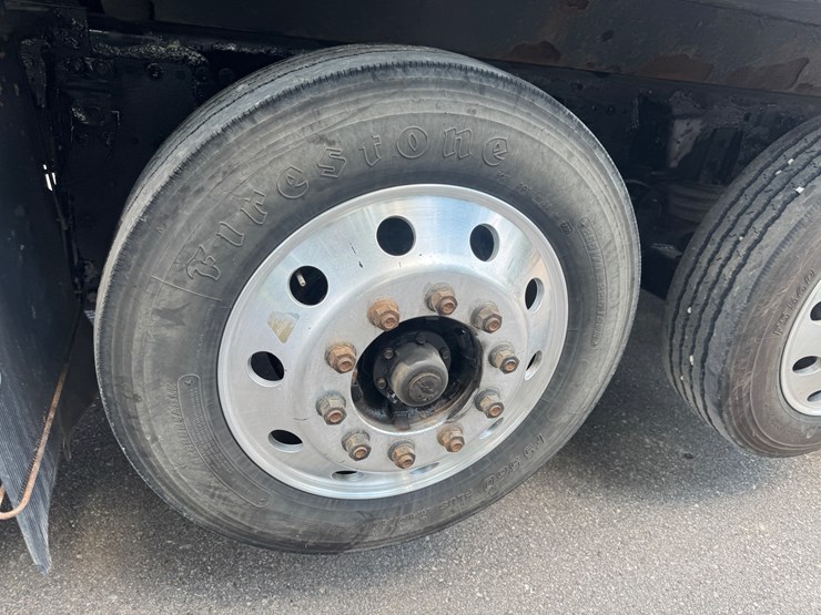 2018-western-star-4700sb-image-15