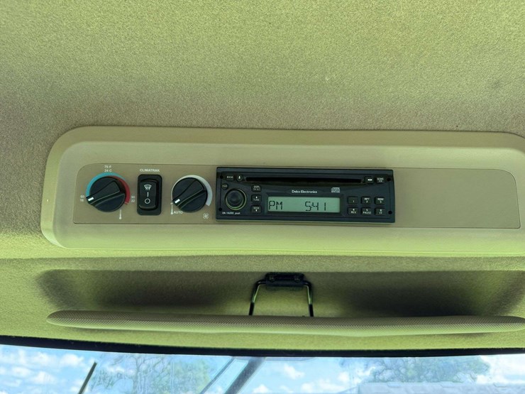 2007-john-deere-9770-sts-image-49