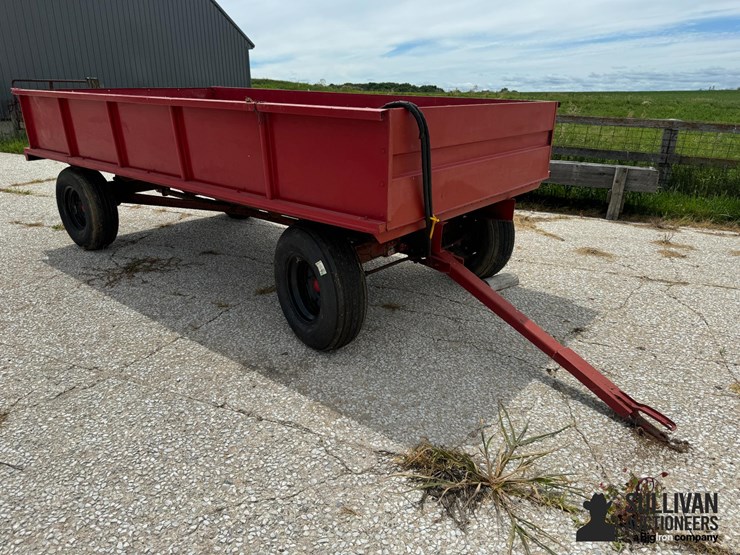 13.5'-barge-wagon-image-4