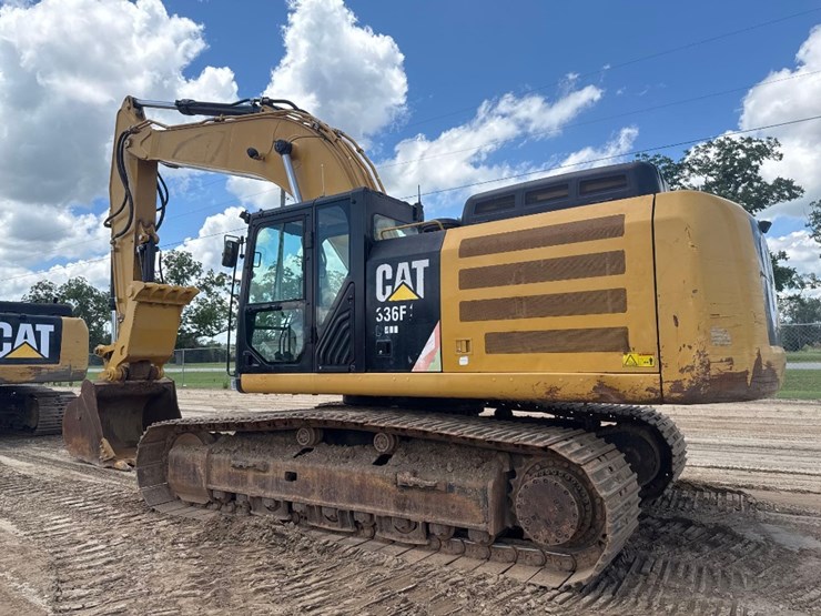 2015-caterpillar-336fl-image-8