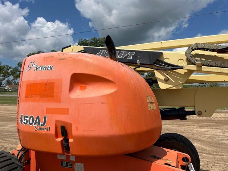 2008-jlg-450aj-image-31