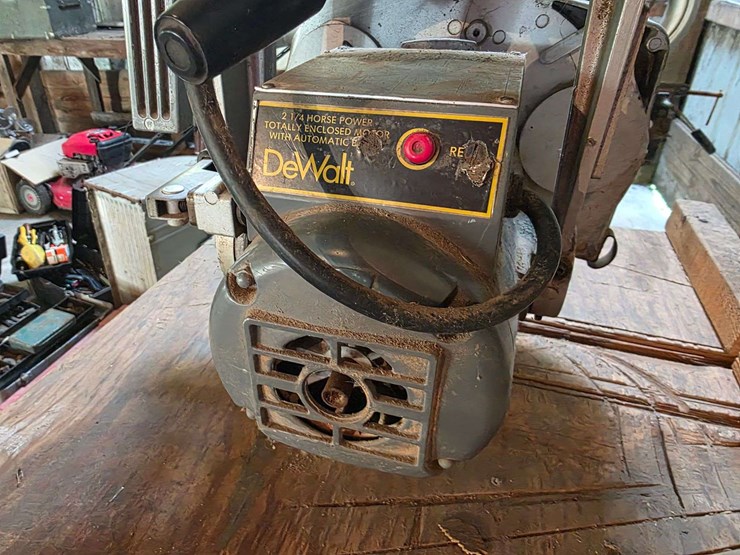 dewalt-2-1/4hp-770-deluxe-powershop-radial-arm-saw-image-5