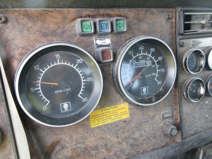 1992-kenworth-t800-image-11