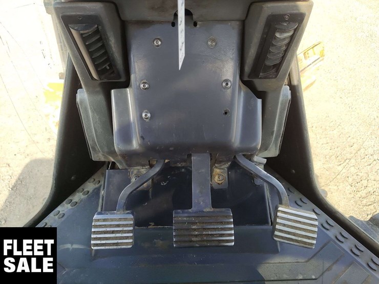 2020-caterpillar-14-image-21