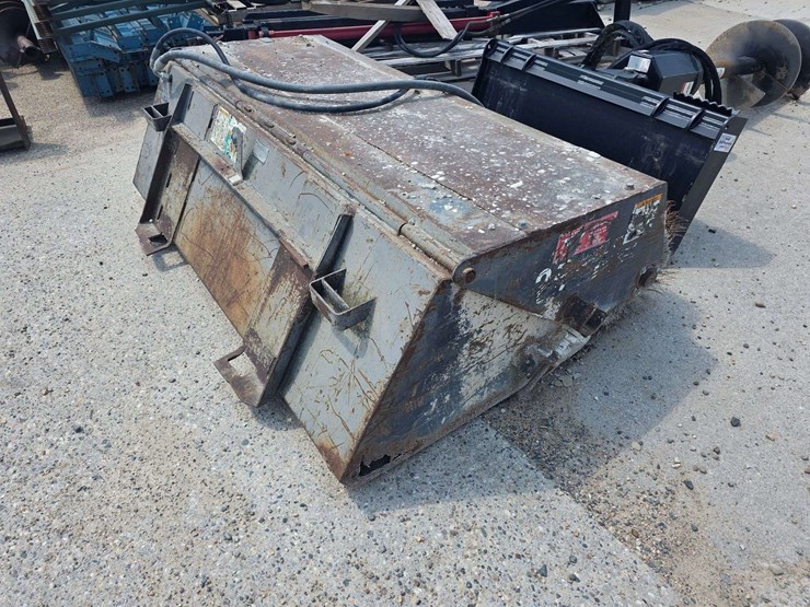 skid-loader-72”-steel-bristle-sweeper-with-flat-faced-couplers,-sn:-435401287-image-9