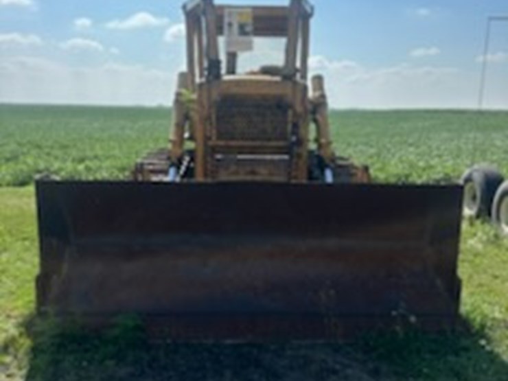 1967-caterpillar-d6c-image-4