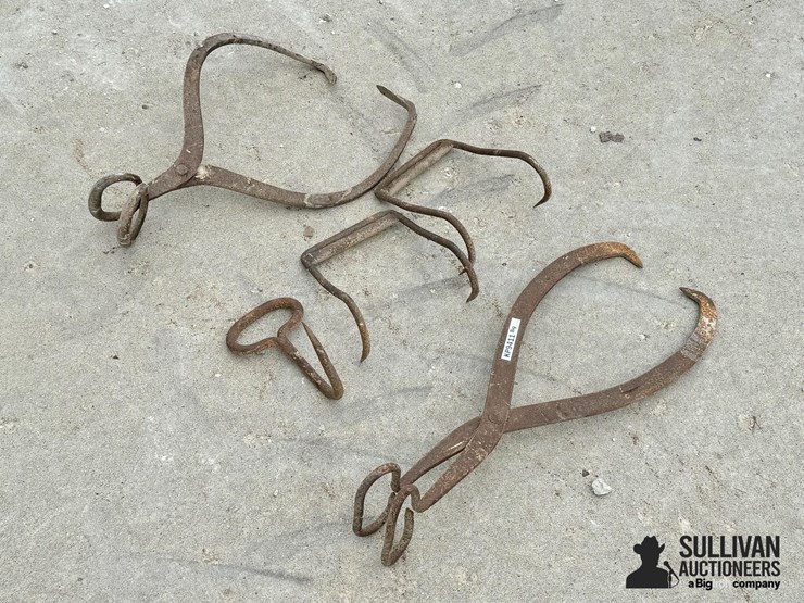 assorted-antique-steel-hooks-image-5