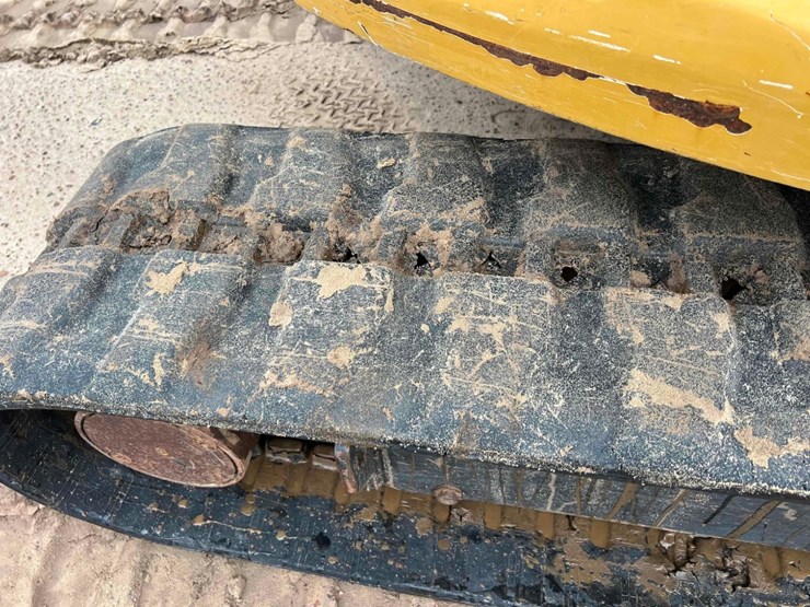 2022-caterpillar-305cr-image-24