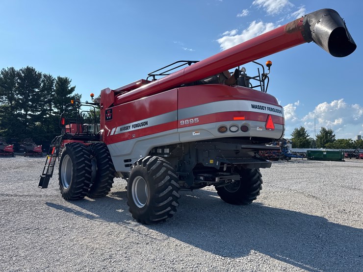 massey-ferguson-9895-image-3