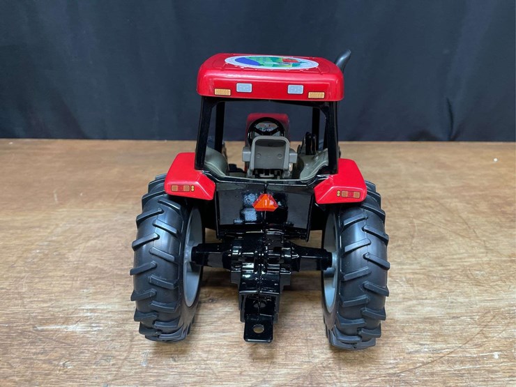 1/16-case-ih-mx110-2002-wisconsin-nib-ertl-image-6