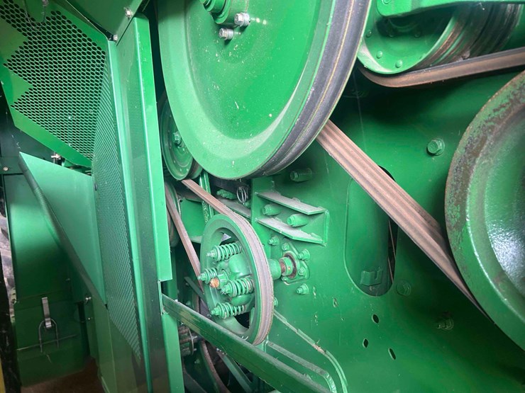 2011-john-deere-9770-sts-image-5