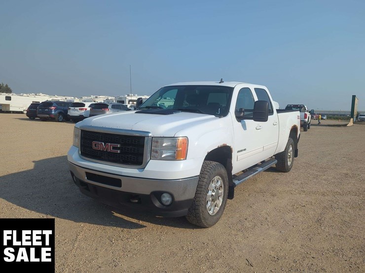 2011-gmc-sierra-2500hd-image-24