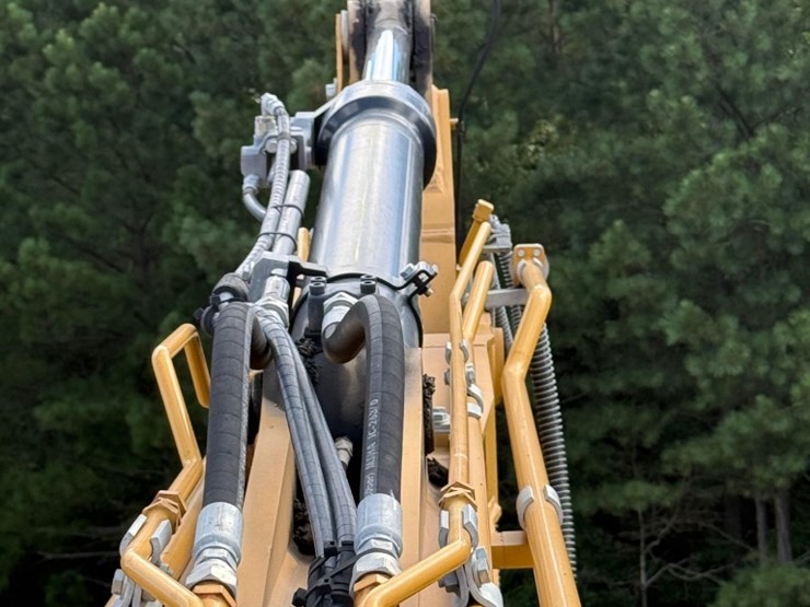 2021-caterpillar-313gc-image-23