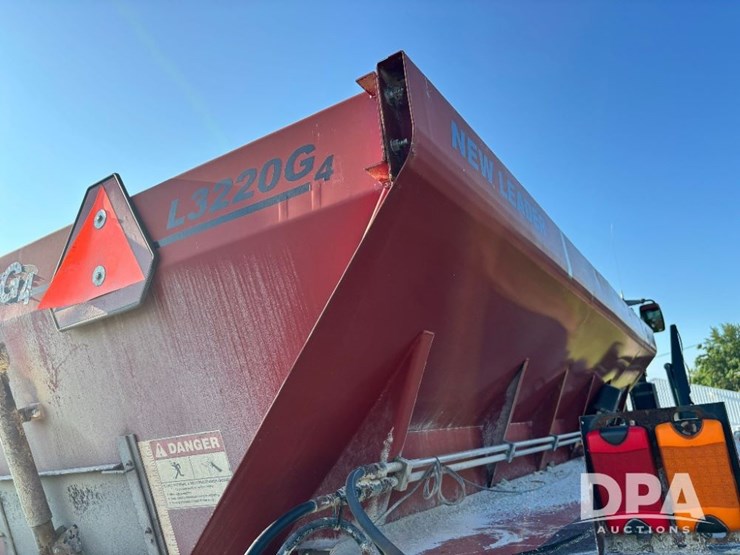 2005-case-ih-flx4010-image-51