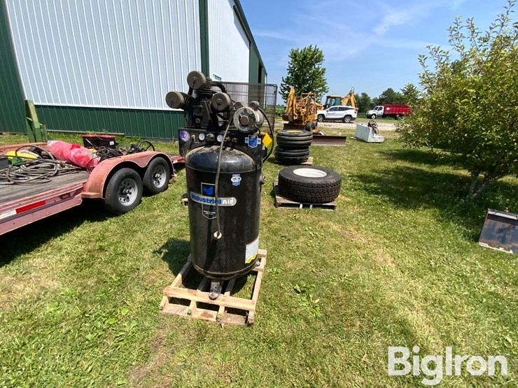 industrial-air-ila4708065-air-compressor-image-2