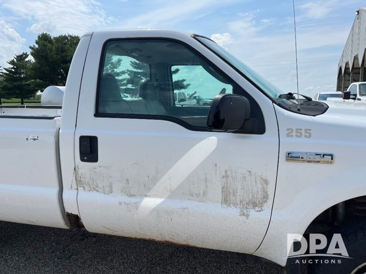 2005-ford-f250-xl-image-29