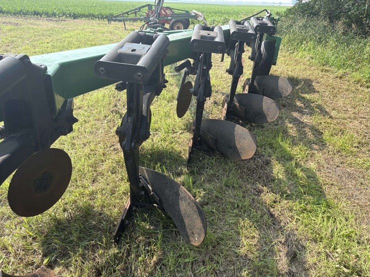 john-deere-3710-image-22
