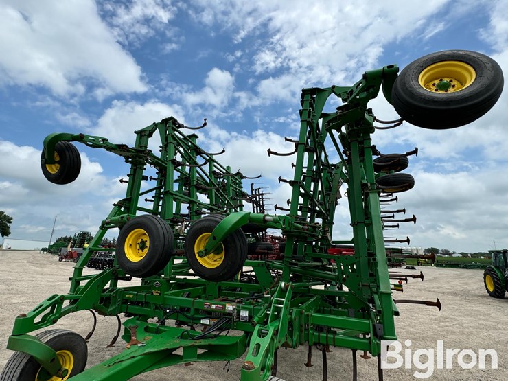 2020-john-deere-2230-60'-field-cultivator-image-13
