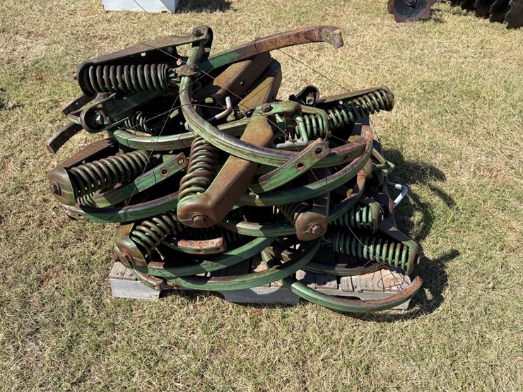 john-deere-1610-image-1
