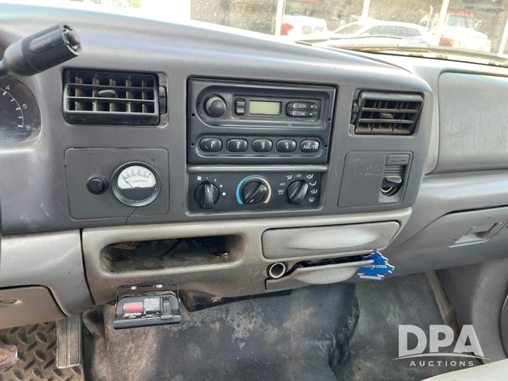 2000-ford-f350-image-63