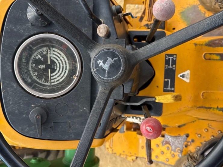 john-deere-2155-image-21