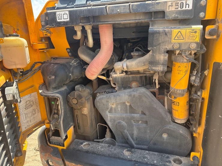 jcb-3ts-8t-image-16