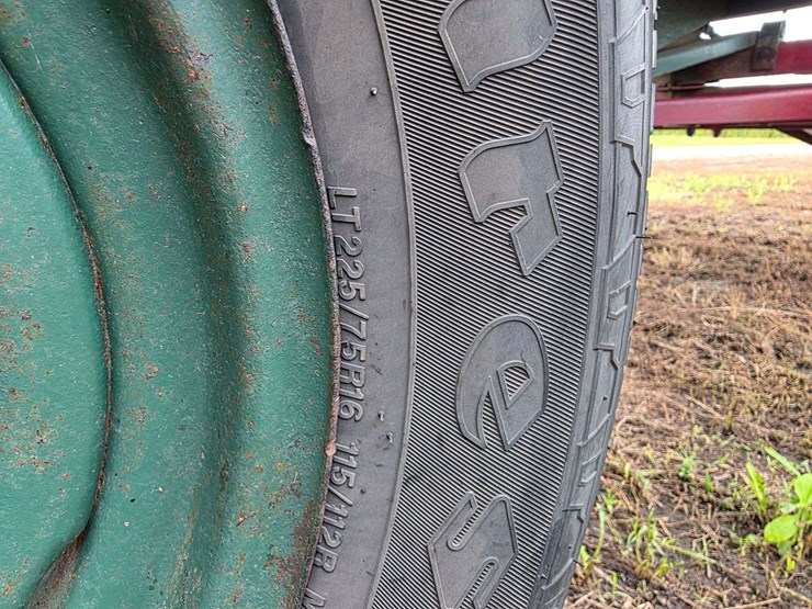 galvanized-flair-box-with-hoist-in-working-order,-on-running-gear,-wood-floor,-16”-tires-on-5-bolt-r-image-9
