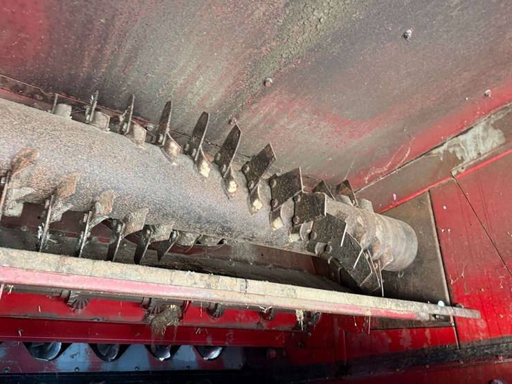 1990-case-ih-1680-image-24