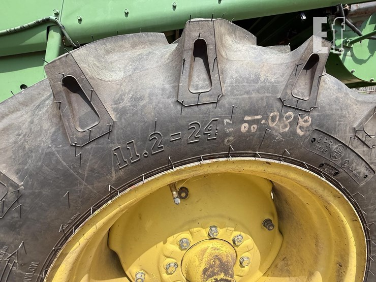 1981-john-deere-7720-image-25