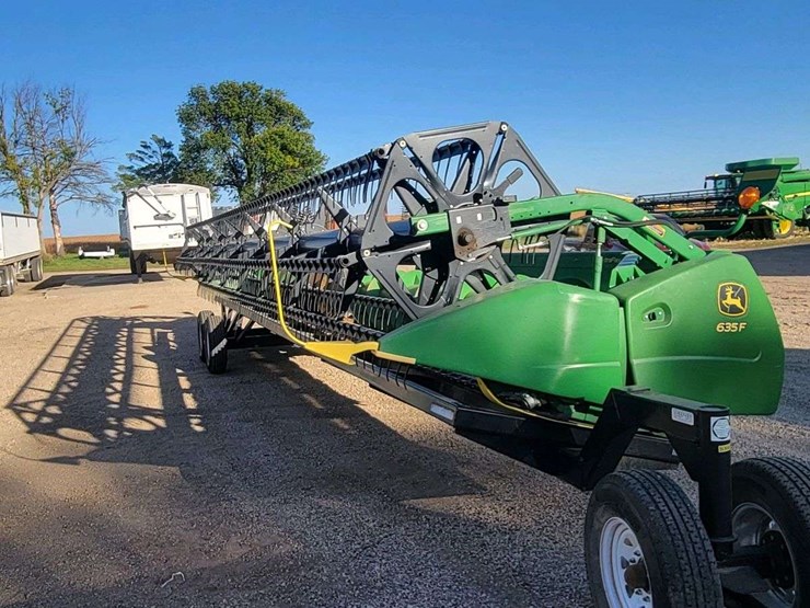 2011-john-deere-635f-image-6