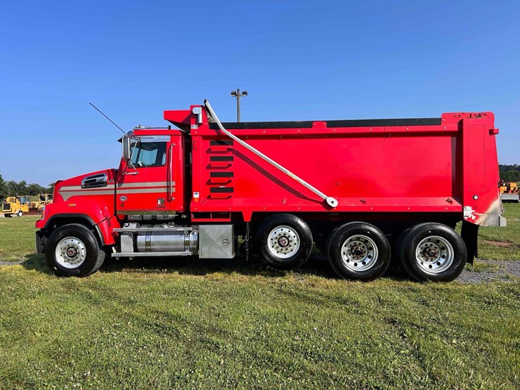 2019-western-star-sf4700-dump-truck-image-8