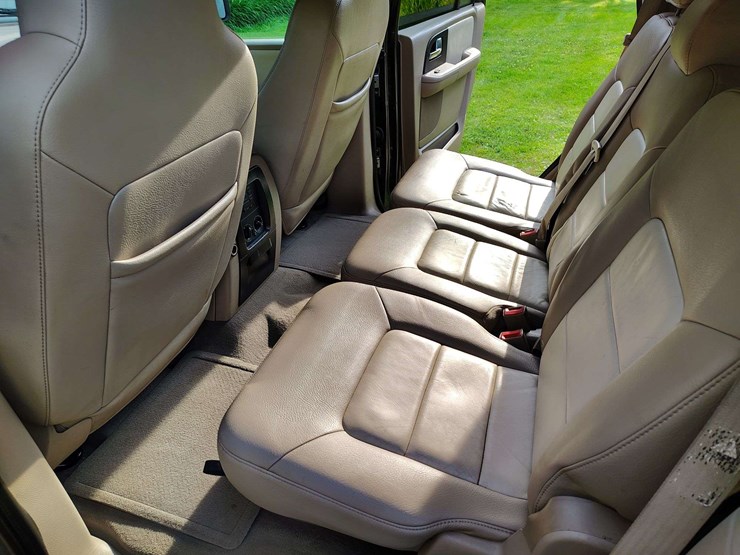 2003-ford-expedition-image-34