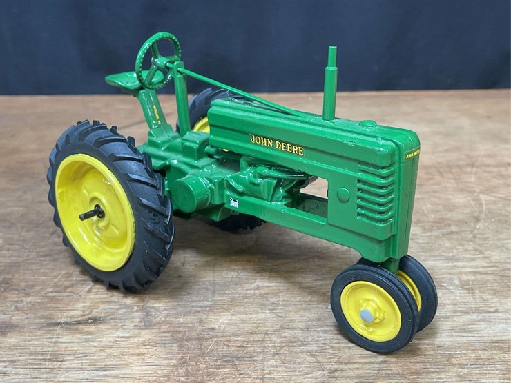 1/16-john-deere-h-1988-back-east-nib-nb&k-image-11